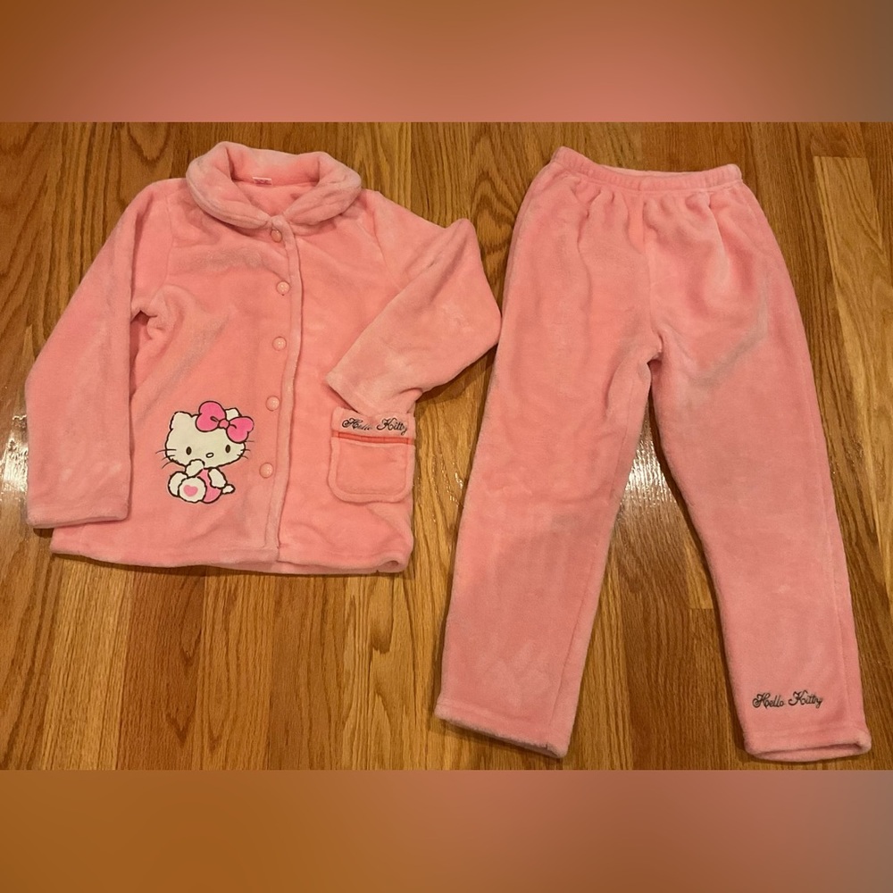 New Hello Kitty Soft fleece Pink Pajama Set  prize 9-10Y